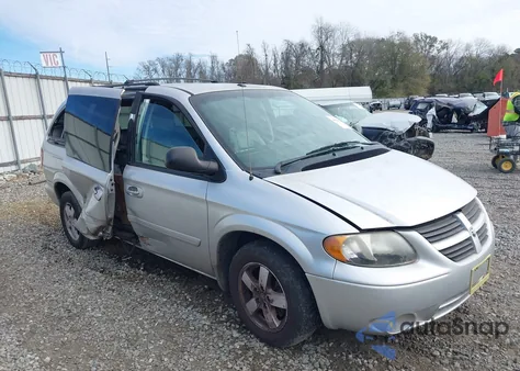 2006 Dodge Grand Caravan Sxt z USA, uszkodzony, nr VIN 2D8GP44L36R865731